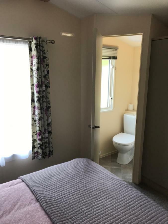 Deluxe Riverside Static Caravan Cheddar Exterior foto